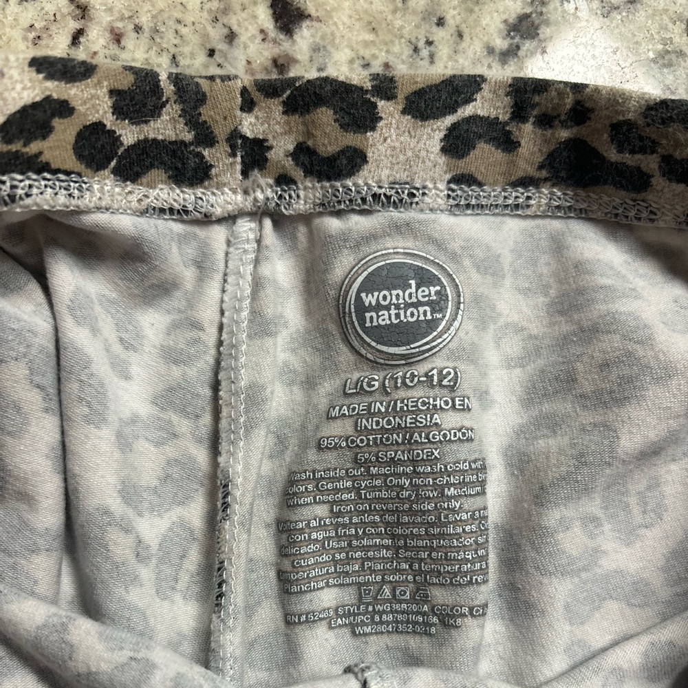 Wonder Nation Cheetah Print Leggings - Picture 3 of 3